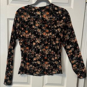 DAVI & DANI Black Floral Long Sleeve Blouse